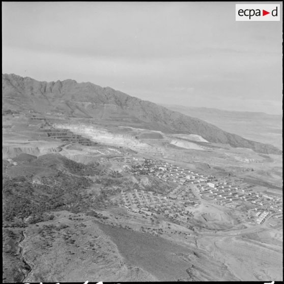 Vue aérienne d'Ouenza.