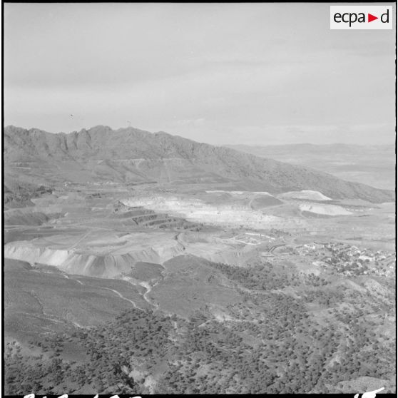 Vue aérienne d'Ouenza.