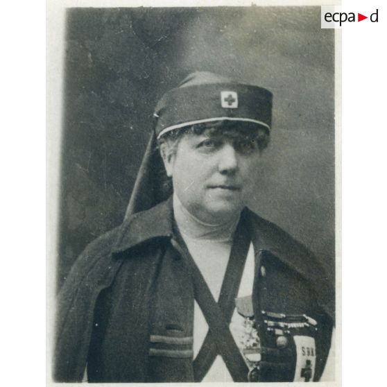 BMK. [légende d'origine]