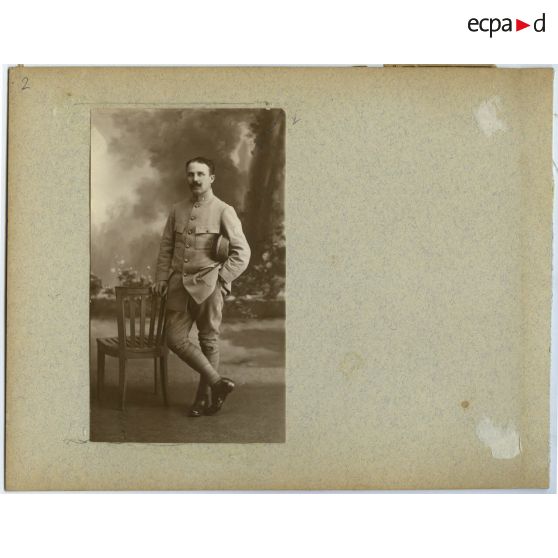 Première page de l'album dérelié de Georges Pila relatif à la première guerre mondiale.