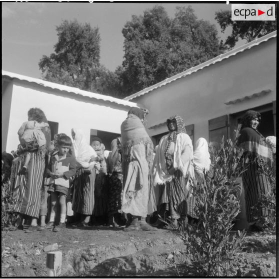 Inauguration de la Cité Radieuse à Azazga.
