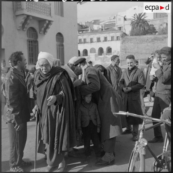 Bône. Des moniteurs de jeunesse retrouvent leurs familles.
