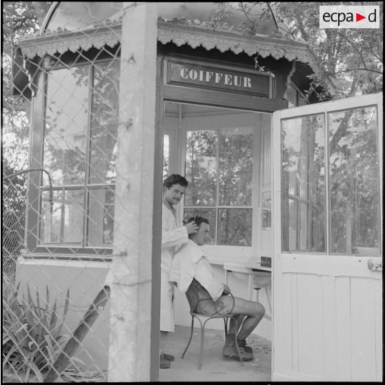 La 11e compagnie nomade et le 70e RG à Berrouaghia et Bouïra. [Description en cours]