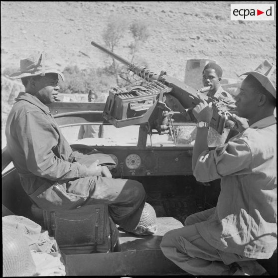 Le régiment d’artillerie coloniale de Tunisie. [Description en cours]