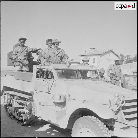 Le régiment d’artillerie coloniale de Tunisie. [Description en cours]