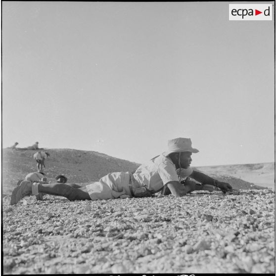 La 11e CSPA (11e compagnie saharienne portée africaine) à Tindouf. [Description en cours]