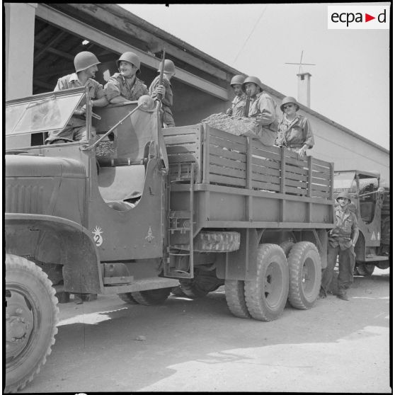 Le 49 BG (49e bataillon du génie) à Er-Rahel. [Description en cours]