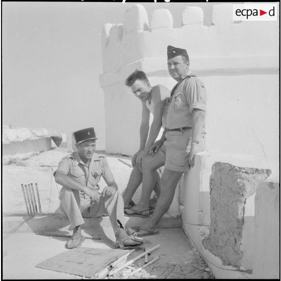 Les habitants de Tindouf. [Description en cours]