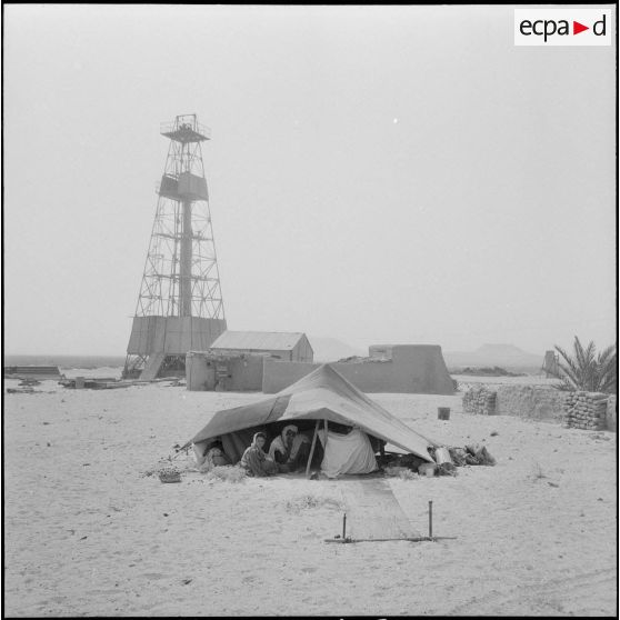 Les habitants de Tindouf. [Description en cours]