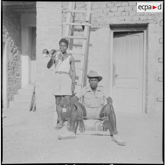 Le 1/24e RIC à Djemorah. [Description en cours]