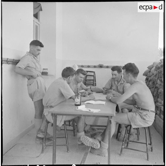 Le 4e BCP à Biskra. [Description en cours]