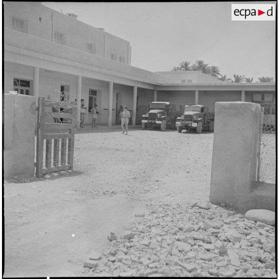 Le 4e BCP à Biskra. [Description en cours]