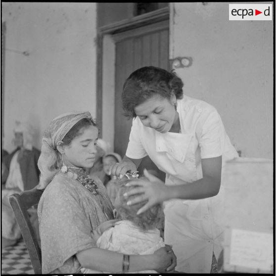 Assistance médicale à Orléansville. [Description en cours]