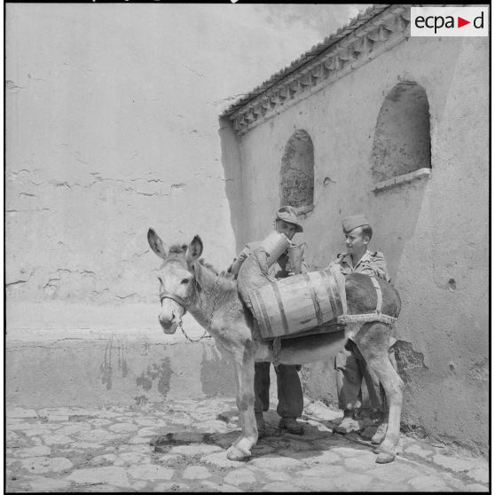 Le 57e RI à Sidi-Brahim. [Description en cours]