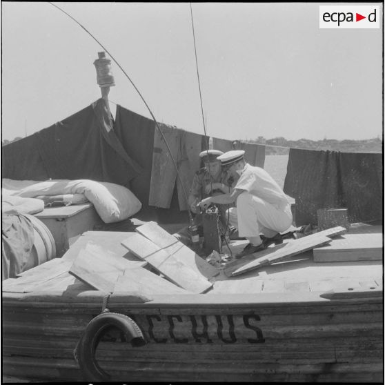 Centre d’instruction de la Marine de Siroco et la 42e SPL. [Description en cours]