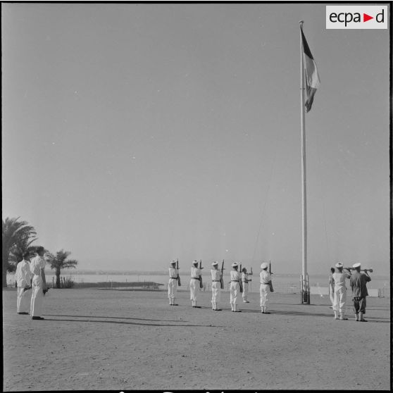 Centre d’instruction de la Marine de Siroco et la 42e SPL. [Description en cours]