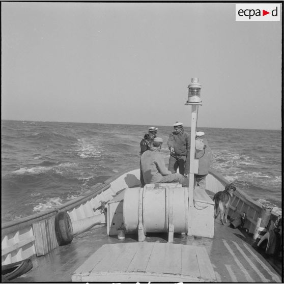 Centre d’instruction de la Marine de Siroco et la 42e SPL. [Description en cours]