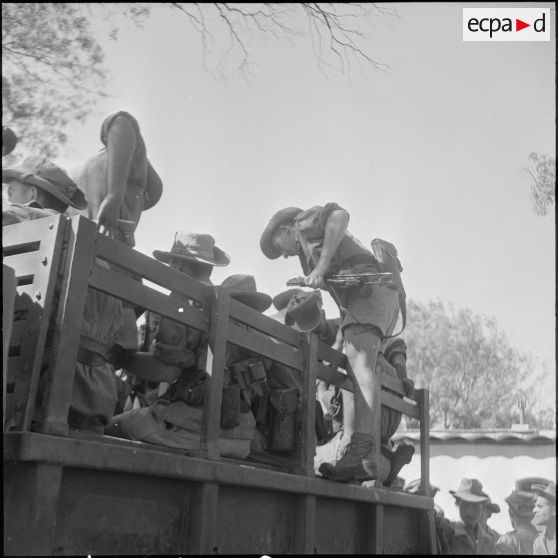 Le 1/42e RA à Chasseriau. [Description en cours]