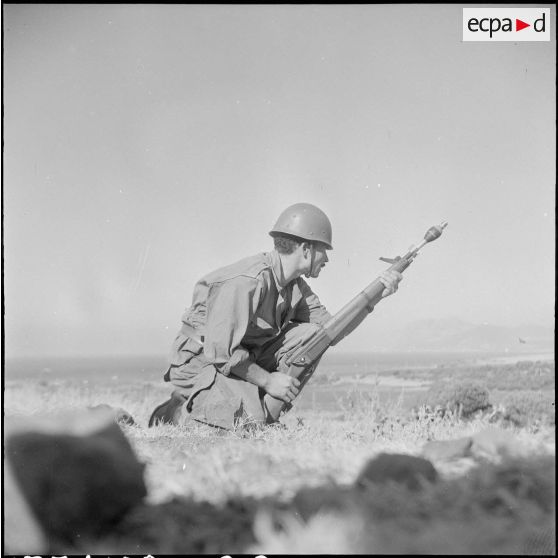 Le 1/42e RA à Chasseriau. [Description en cours]