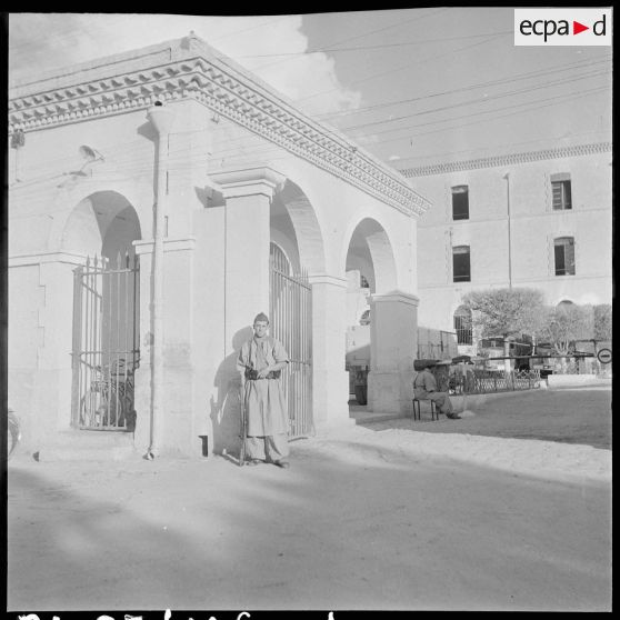 Compagnie saharienne de transport (CST) à Laghouat. [Description en cours]