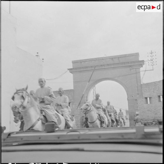 Le 543e GT à Laghouat. [Description en cours]