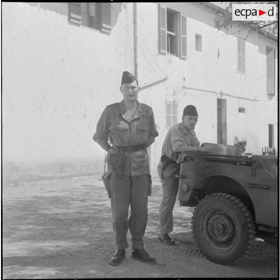 Le 4/44e RI à Saint-Antoine. [Description en cours]