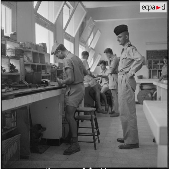 Le 4/44e RI à Saint-Antoine. [Description en cours]