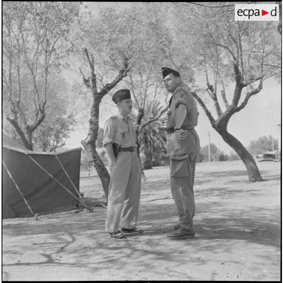 Le 4/44e RI à Saint-Antoine. [Description en cours]