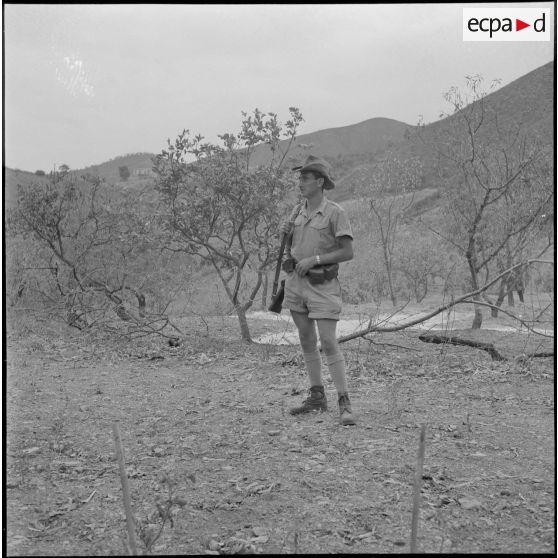 Le 4/44e RI à Saint-Antoine. [Description en cours]