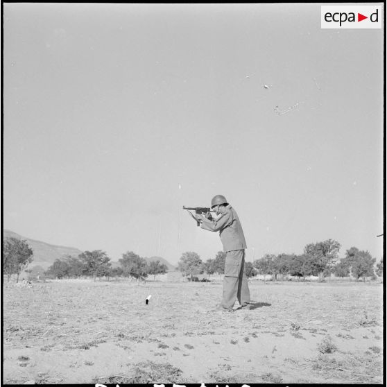 Le 7e RTA (7e régiment de tirailleurs algériens) au poste de Fontaine des Gazelles. [Description en cours]