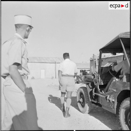 Le 7e RTA (7e régiment de tirailleurs algériens) au poste de Fontaine des Gazelles. [Description en cours]