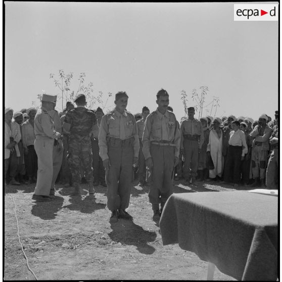 Inauguration de la section administrative spécialisée (SAS) de Taourtatsine près de Tabla. [Description en cours]