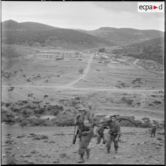 Le 403e RAA à Beni-Bahdel. [Description en cours]