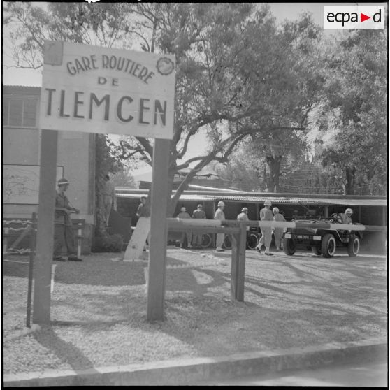 La 262e compagnie de circulation routière (262e CCR) à Tlemcen. [Description en cours]