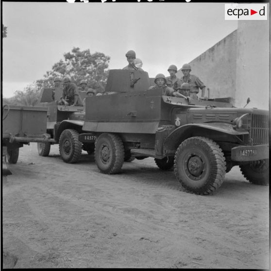 Régiment d'infanterie coloniale du Maroc (RICM) en Algérie. [Description en cours]