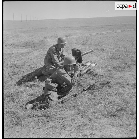 Le 26e RIM à Kouif près de la frontière tunisienne. [Description en cours]