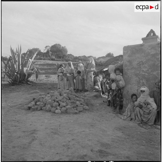 Le 20e bataillon de chasseurs à pied (20e BCP) à Palikao. [Description en cours]