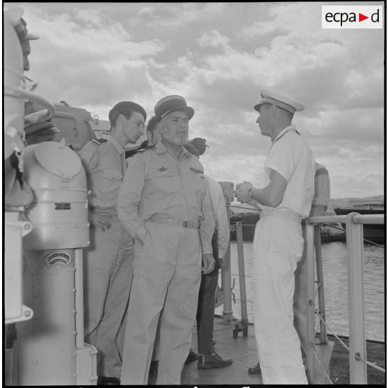 Vie à bord de l'escorteur d'escadre le Duperré. [Description en cours]