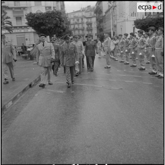 Visite des délégués étrangers. [Description en cours]