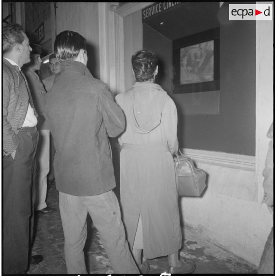 Exposition "Combattant 43" dans le hall du journal Le Bled à Alger. [Description en cours]