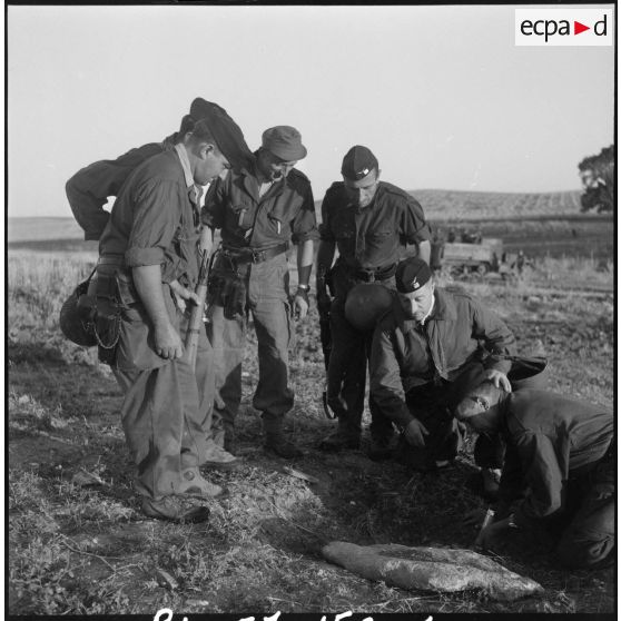 La base aérienne de Oued-Hamimim (BA 216). [Description en cours]