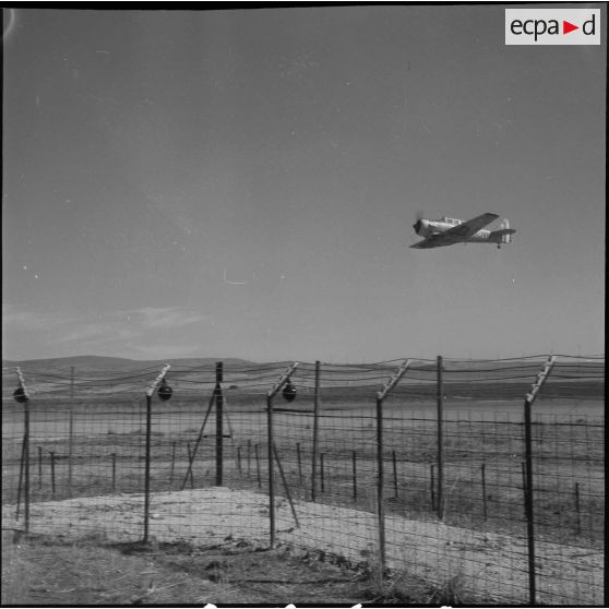 La base aérienne de Oued-Hamimim (BA 216). [Description en cours]