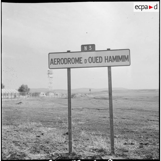La base aérienne de Oued-Hamimim (BA 216). [Description en cours]