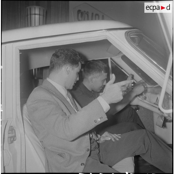 Photographie d’illustration pour l’article "Mon garage en Algérie". [Description en cours]