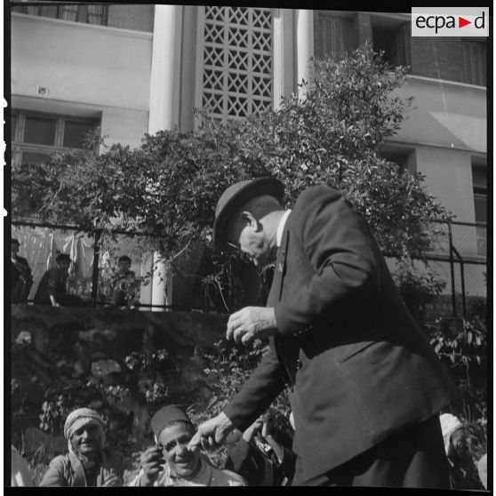 Un méchoui à Maison-Carrée. [Description en cours]