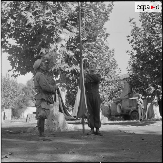 Une harka. [Description en cours]