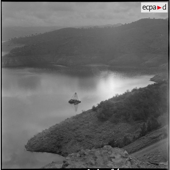 Le 65e RA au goum Bou-Alem. [Description en cours]