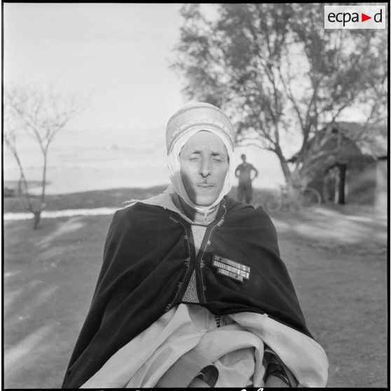 Le 65e RA au goum Bou-Alem. [Description en cours]