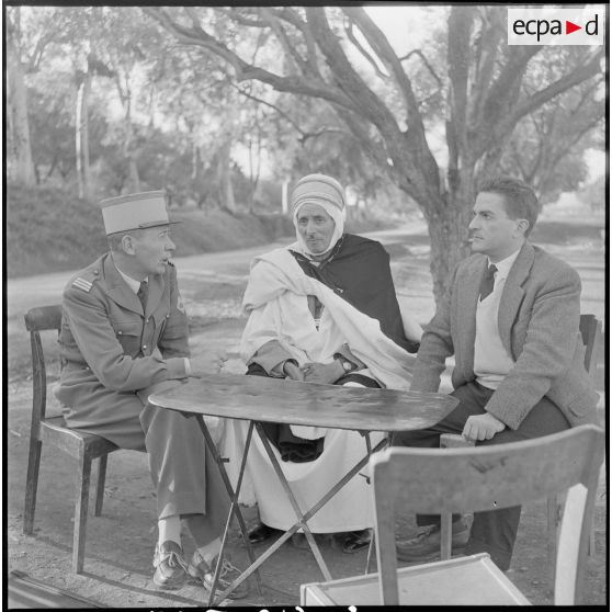 Le 65e RA au goum Bou-Alem. [Description en cours]