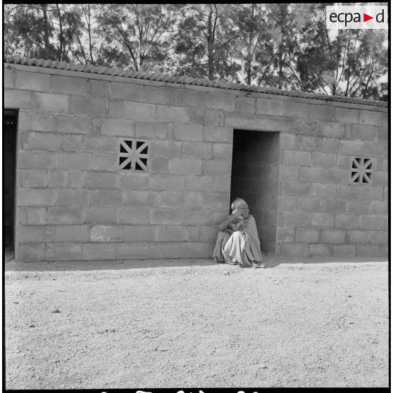 Le 65e RA au goum Bou-Alem. [Description en cours]